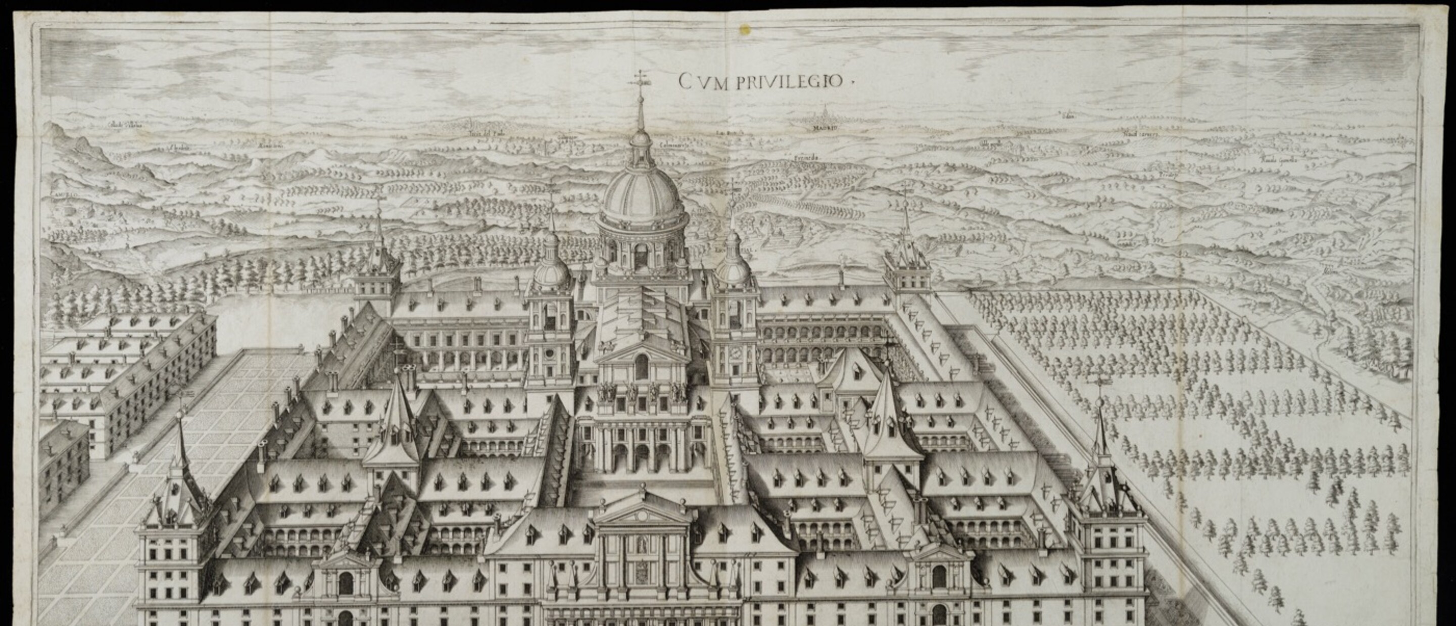 1587 architectural building