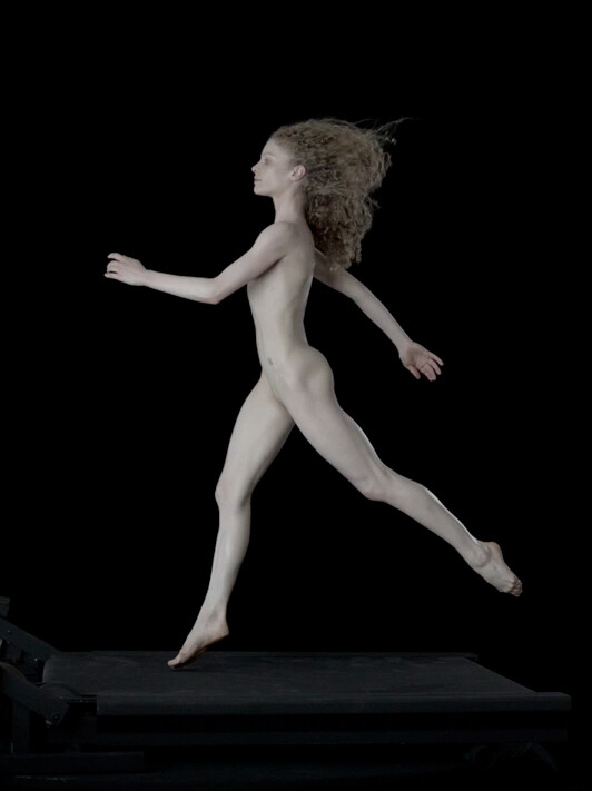 David Michalek, still from Figure Studies, 2012, high-speed HD video, Courtesy of the artist. View 4.