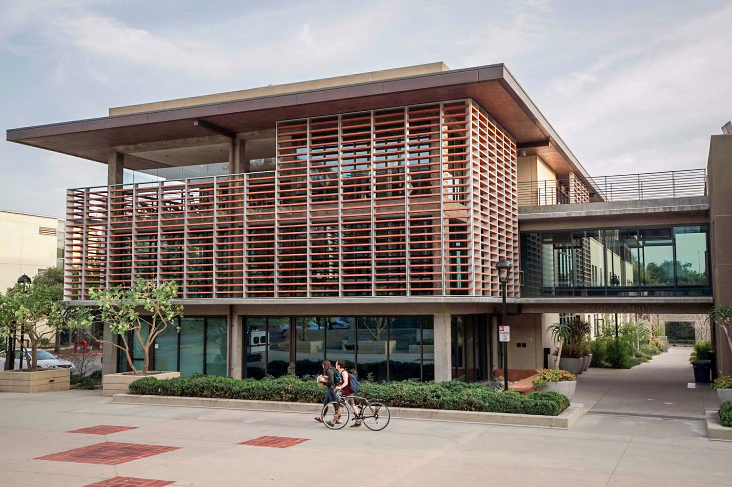 Residence Halls at Pomona College Pomona College in