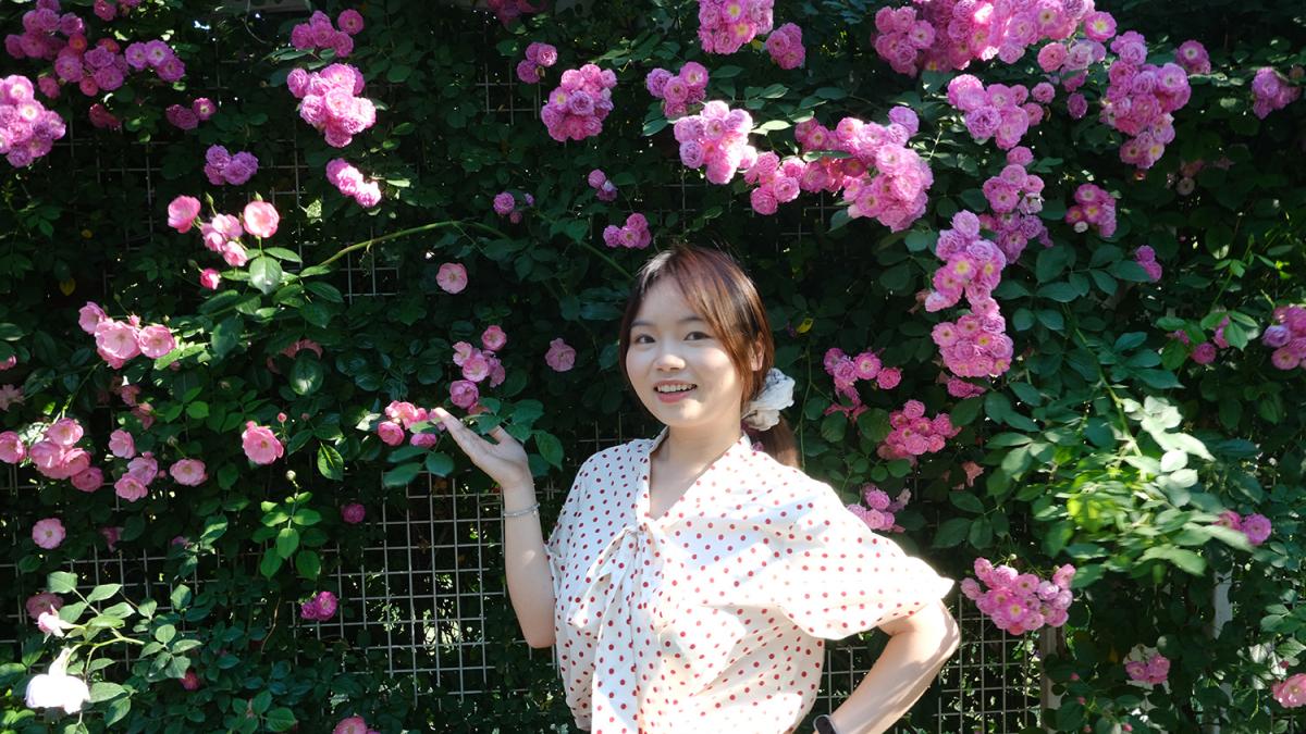 Chinese Language Resident Wenlu Xu