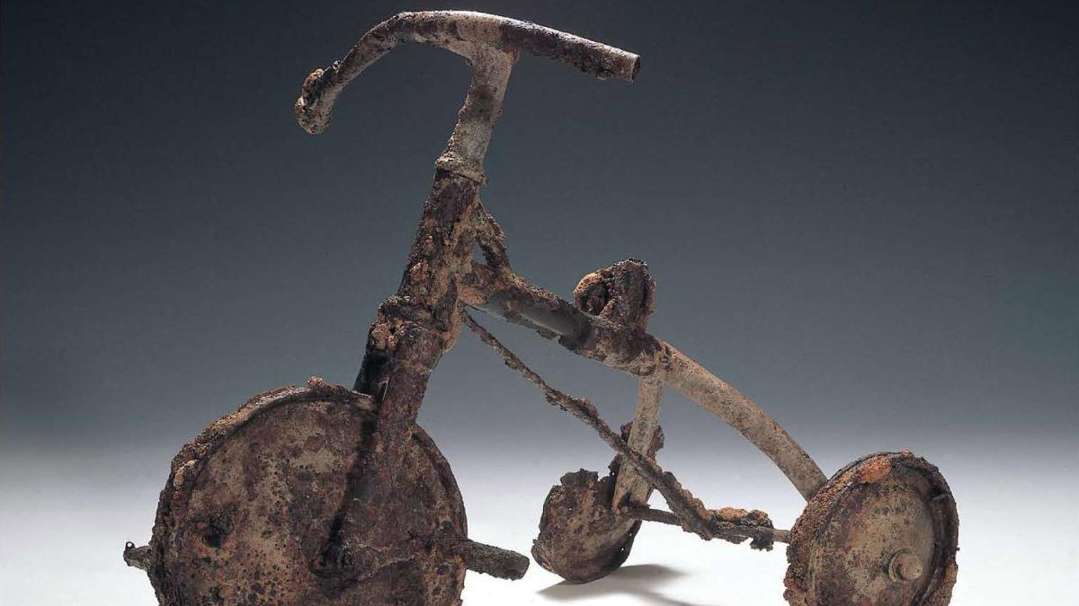Tricycle found 1.5km from the hypocenter