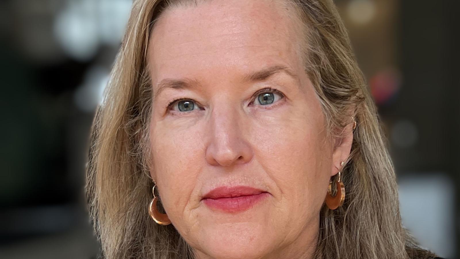 Evelyn Nussenbaum ’84 