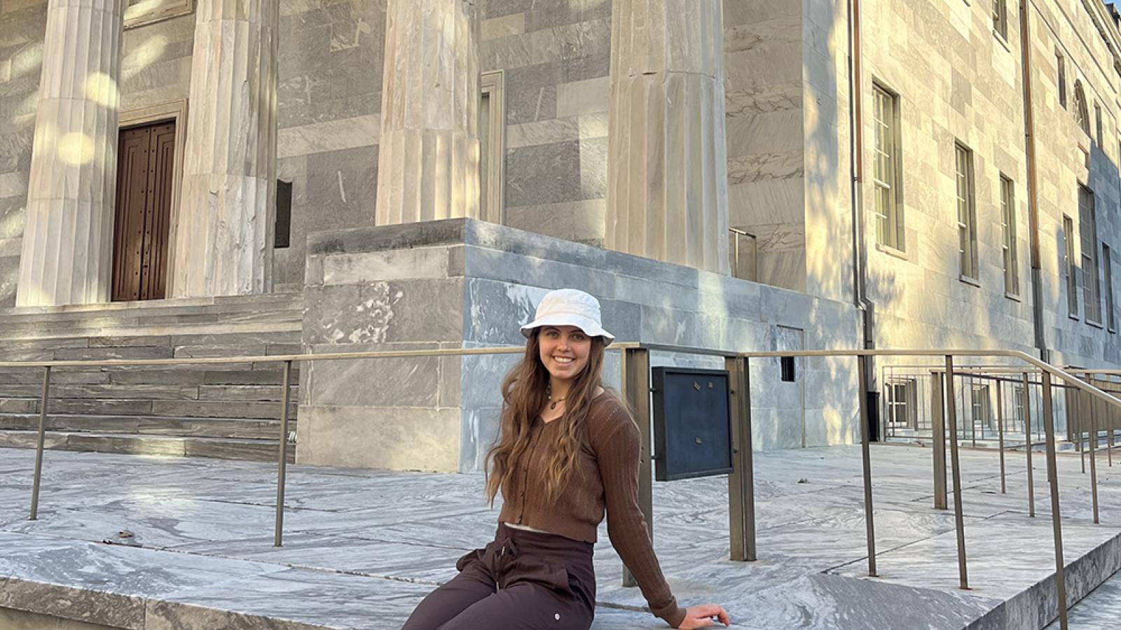 Miriam Brody PO'26 in front of second bank in US