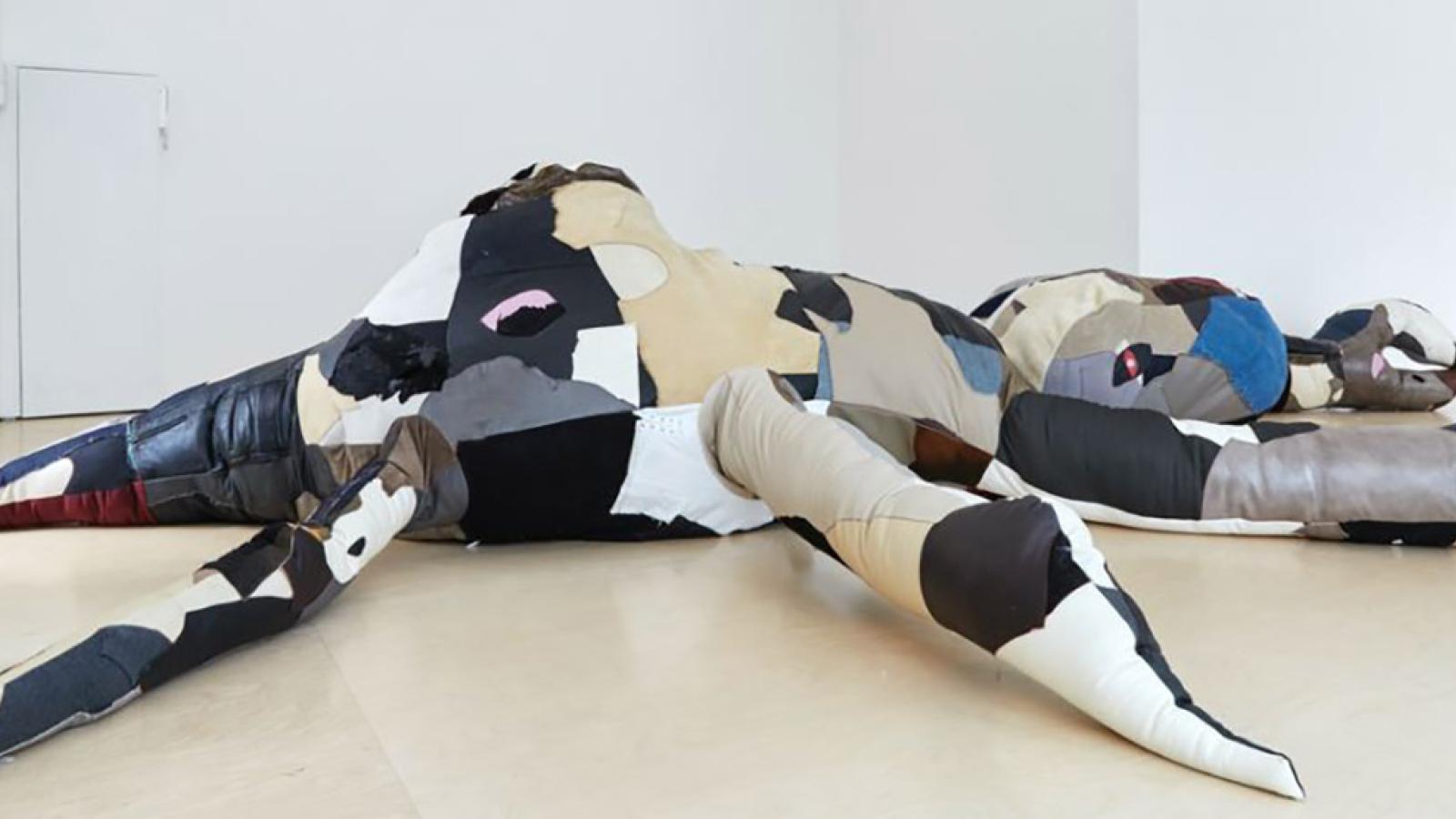 Gray Wielebinski, Dark Air, 2019