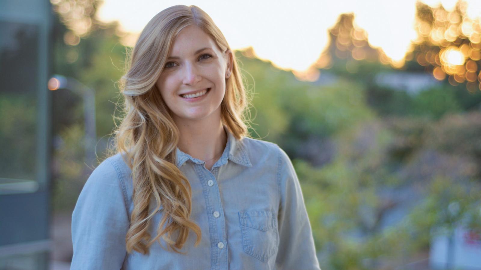 headshot of Caitlyn Hynes.