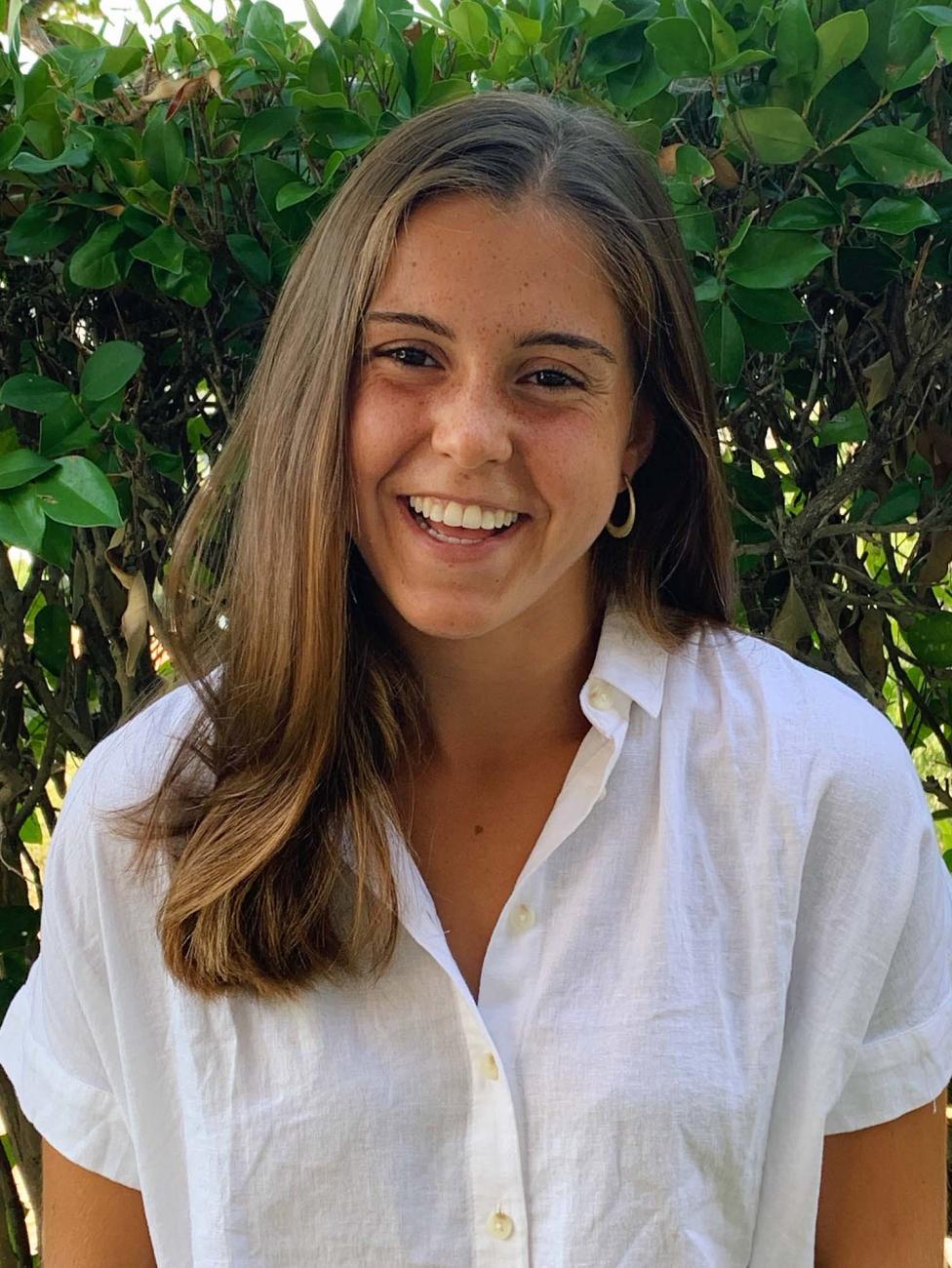 Maya Nitschke-Alonso ’23 