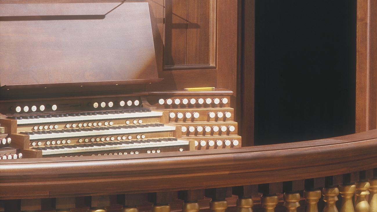 Hill Memorial Organ
