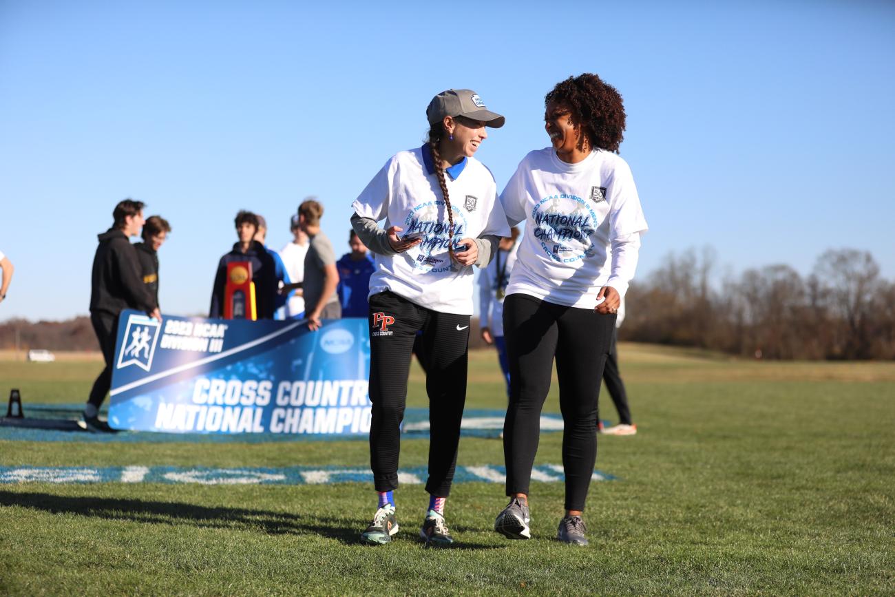 Sagehen coaches Amber Williams, right, and Emma DeLira