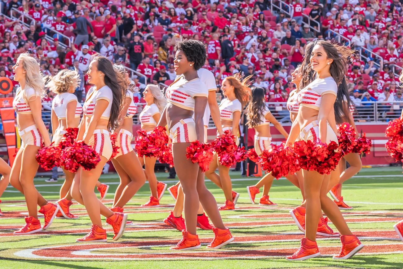 Della Anjeh as a 49ers cheerleader