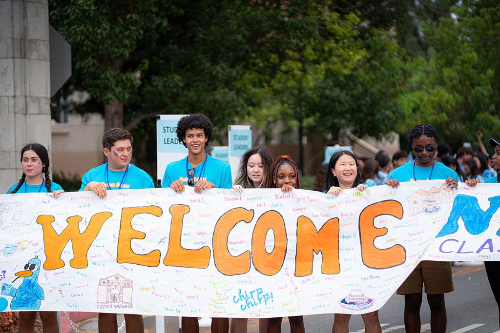 Welcome New Students banner with Orientation Team from Fall 2023