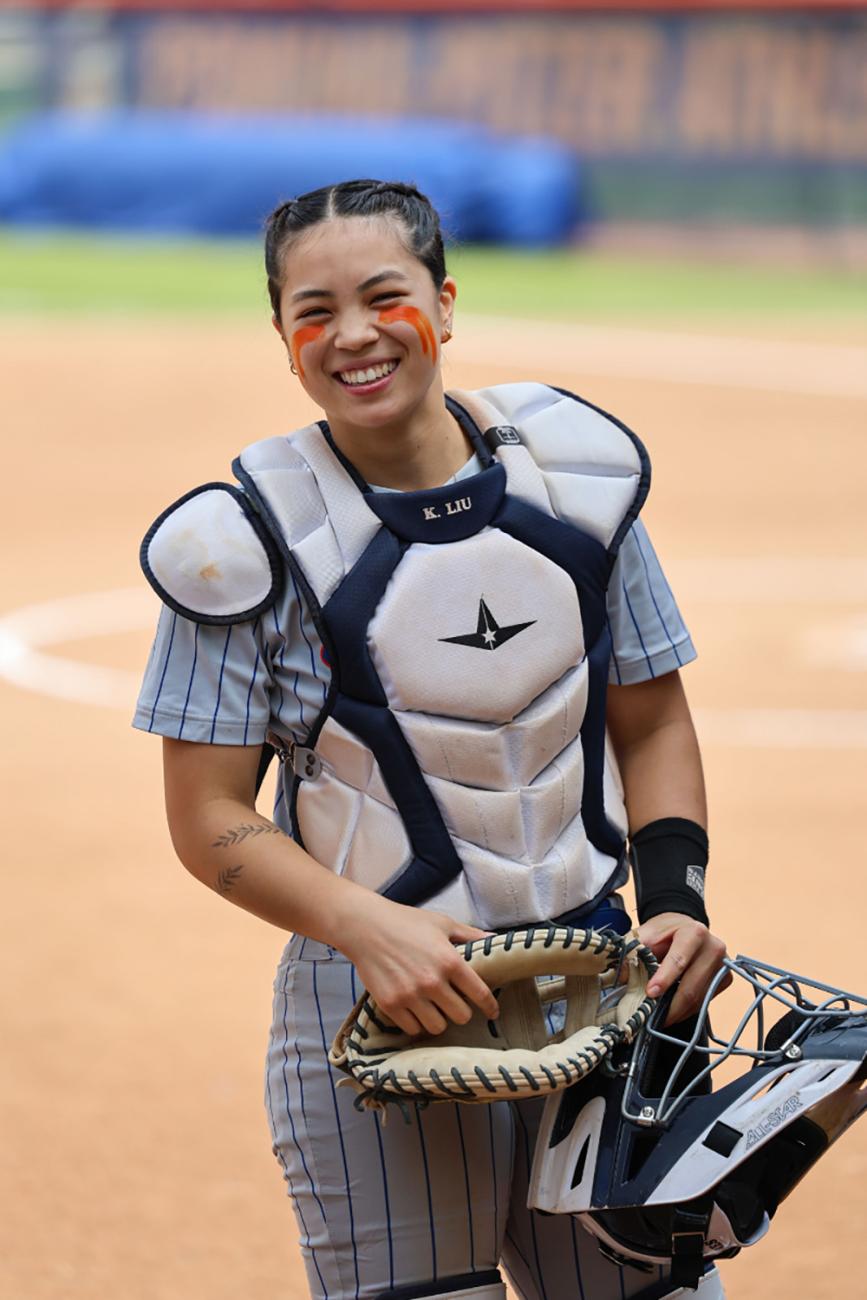 Kylie Liu on the softball field