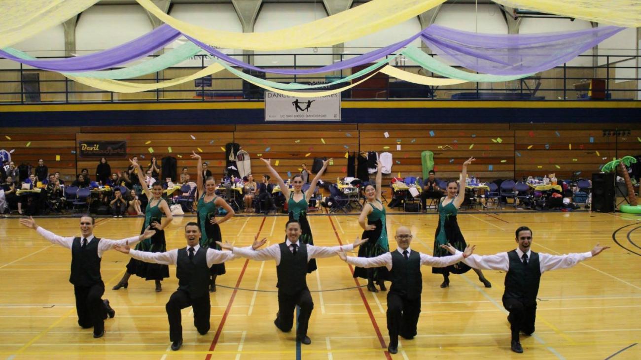 Kellinghusen performing group ballroom dancing