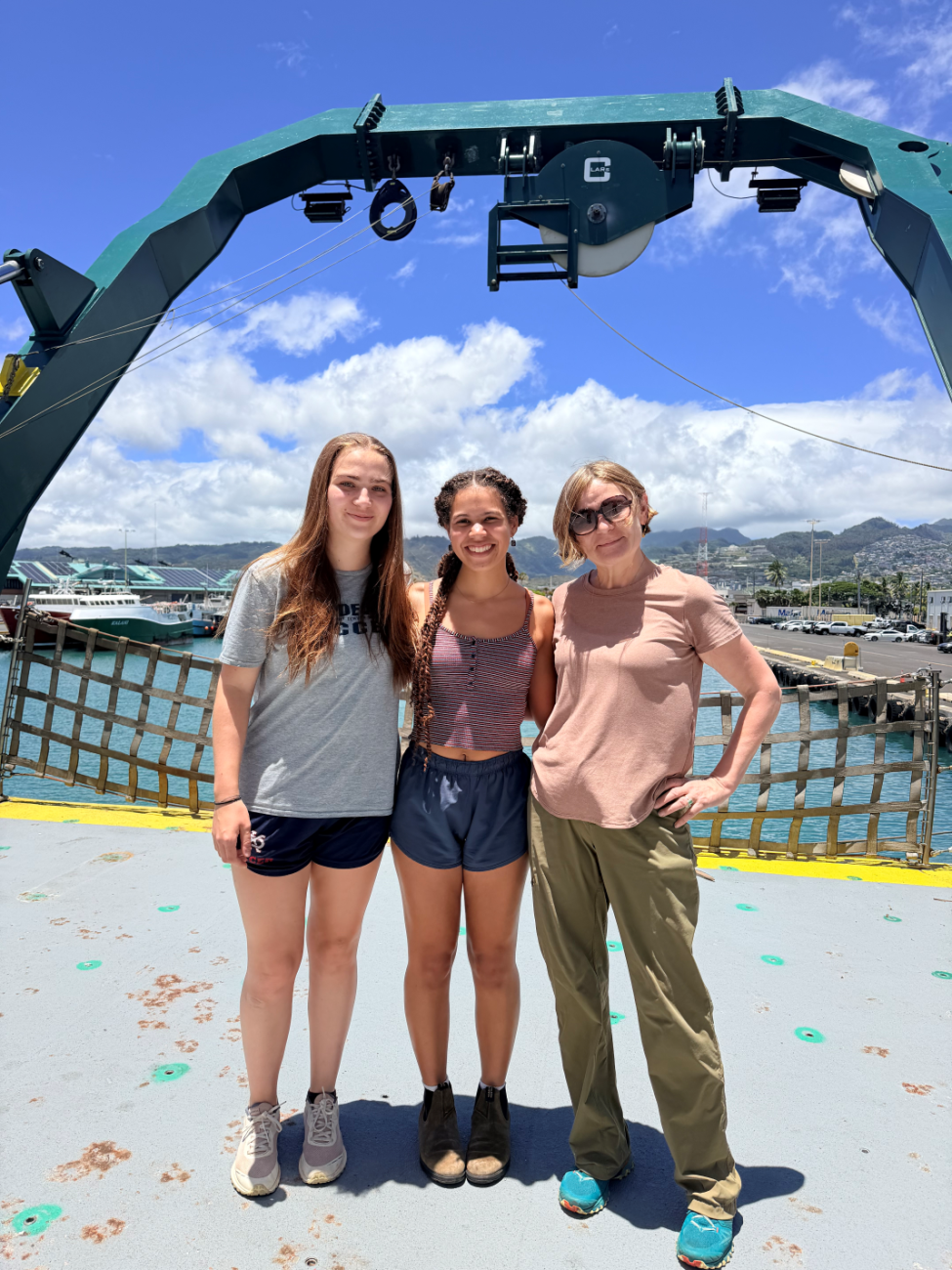group photo on research vessel after docking in Honolulu