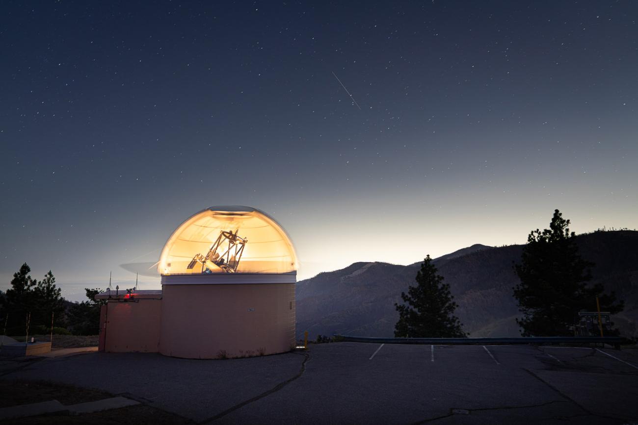 Table Mountain Observatory at night
