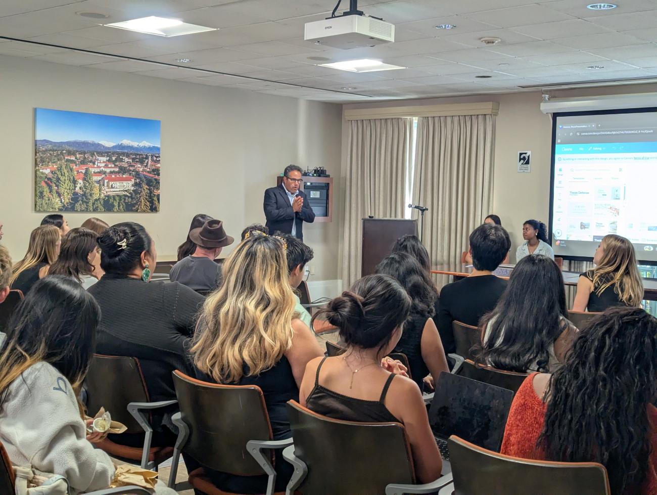 Professor Fernando Lozano, PPA Coordinator, closes the 2026 Senior Thesis Conference