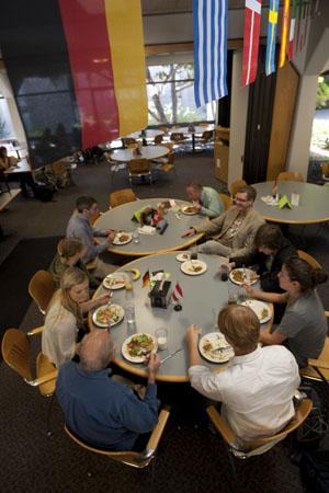 faculty and students eating at oldenborg