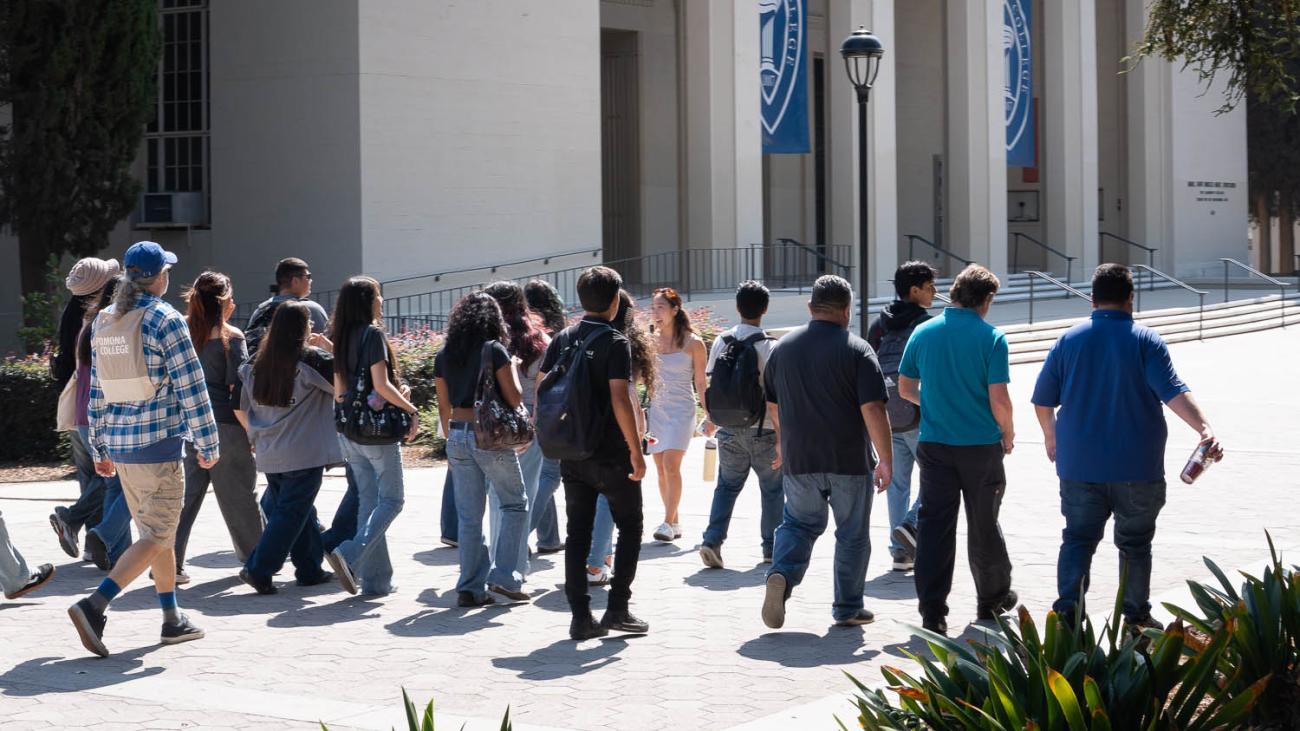 Exit 47 tour in front of Big Bridges