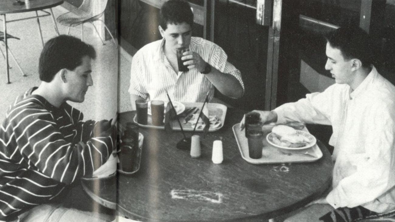 1990 students at Oldenborg language tables 
