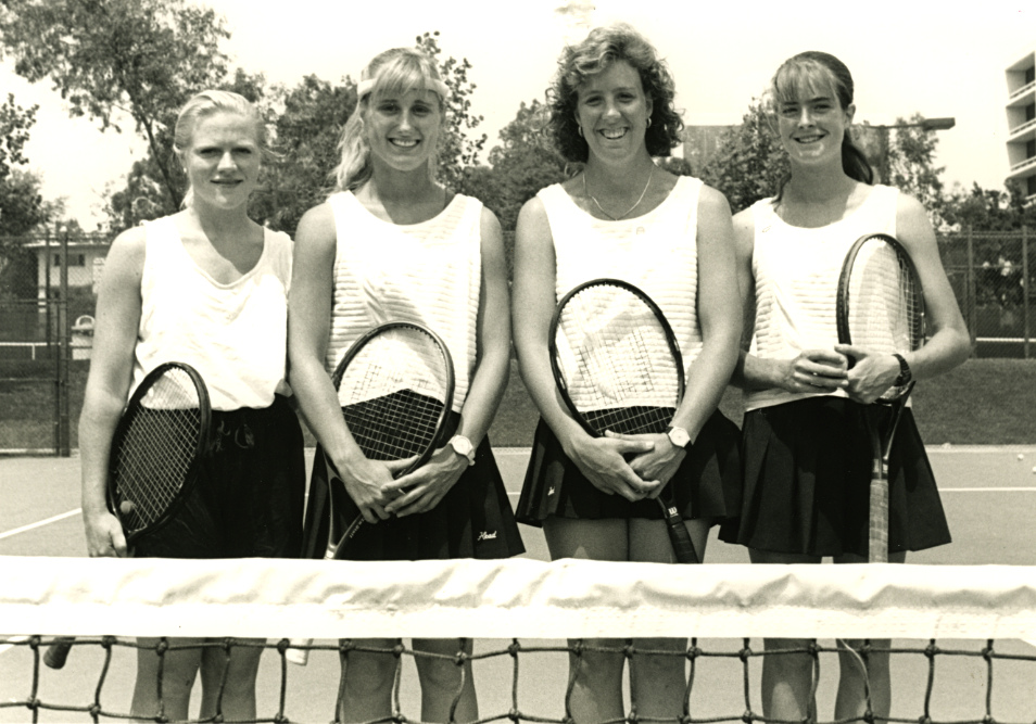 Women&#039;s Tennis Team